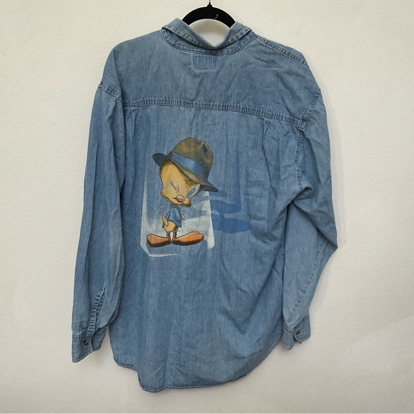 Summit Fedora Tweety Bird Graphic Lightweight Denim Shirt Size Large - Picture 5 of 5